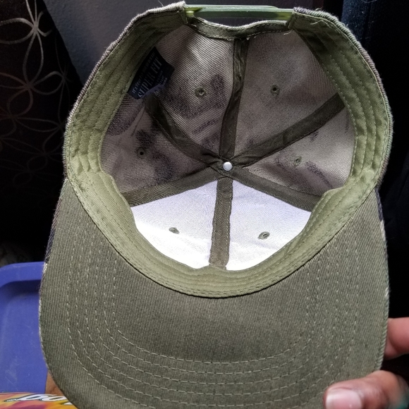 🧩🧩🧩Snapback🧩🧩🧩 - Picture 2 of 2